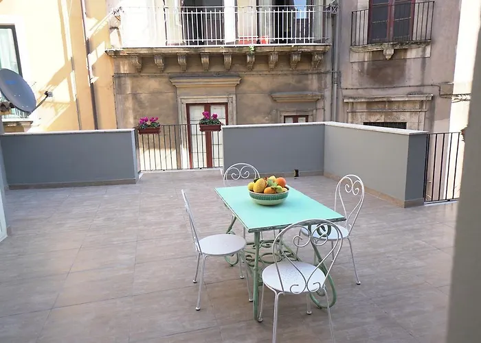 palazzo Clarenza di San Domenico